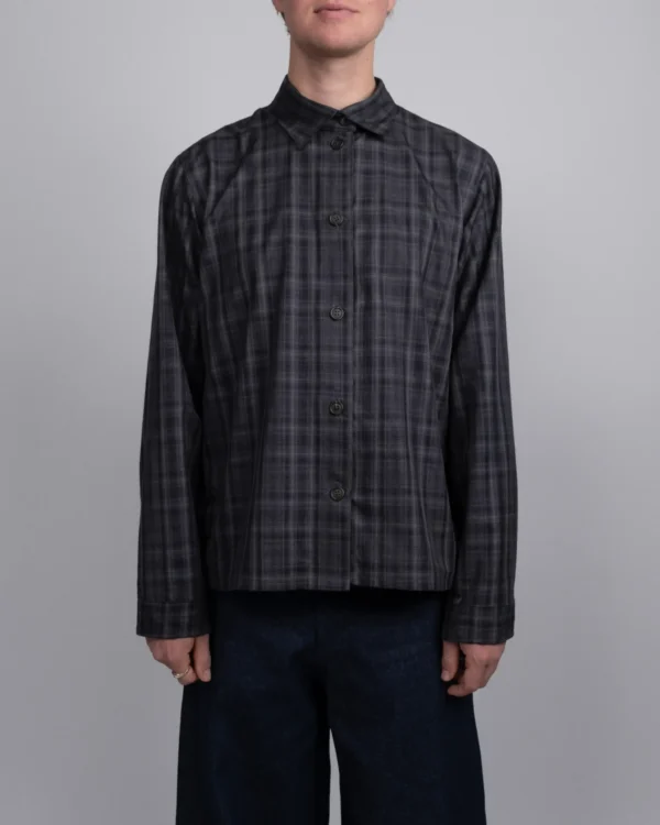Checkered long-sleeve