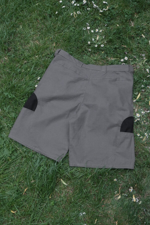 Contrast Shorts - Image 2